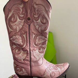 Corral Pink Cowgirl Boots Women’s 9.5 SUPER PRETTY Embroidery